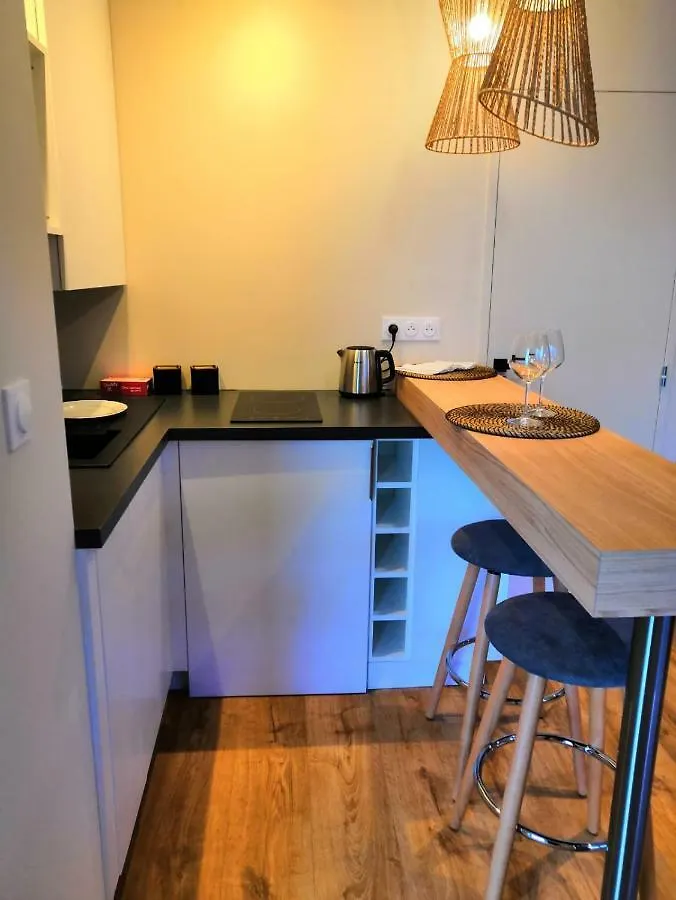 Apartment Studio Design Paloma Dark Lyon