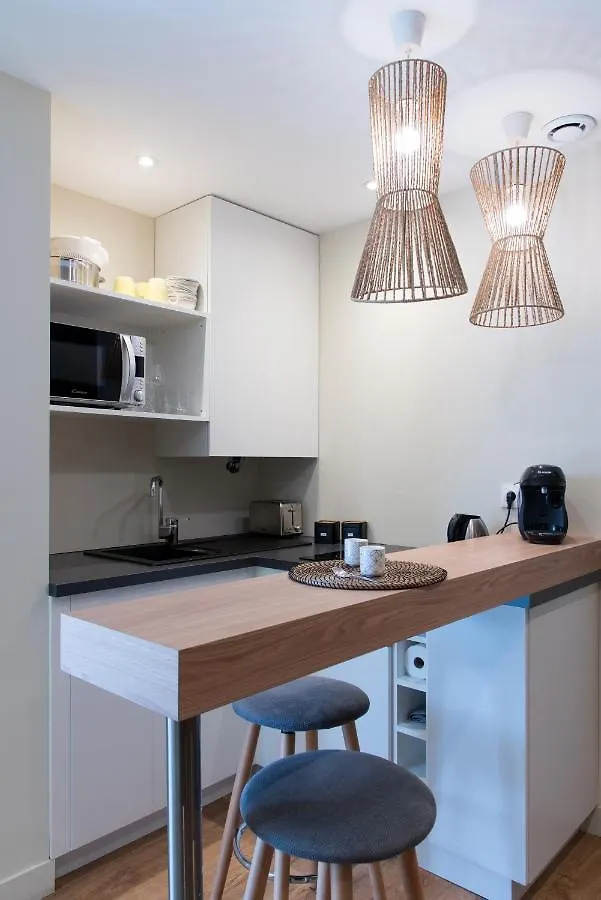 Apartment Studio Design Paloma Dark Lyon